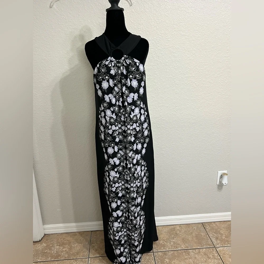 Soma Black and White Halter Sheath Cocktail Dress